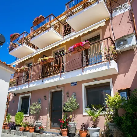 Lejlighedshotel Eleni 3*