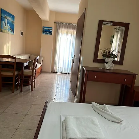 Eleni Aparthotel 3*