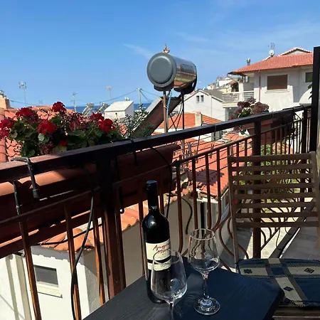 Eleni Aparthotel 3*
