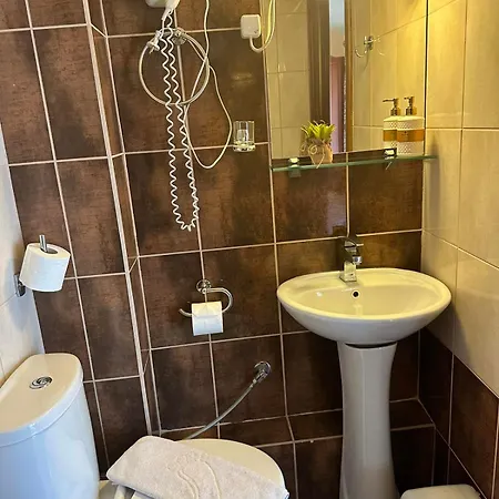 Eleni Lejlighedshotel 3*