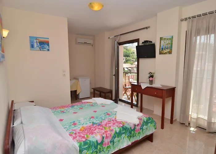 Hotel de apartamente Eleni Skála Marión